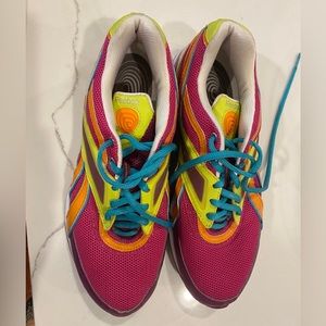 Reebok easy tone women’s sneakers size 9